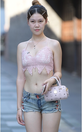 清凉的小姐姐(141P)