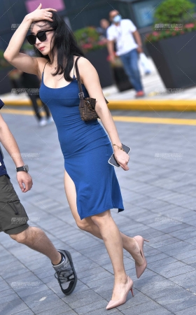 兰色短裙高跟 [21P]