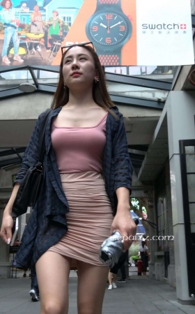 4K - 街拍性感包臀裙时尚高跟街拍美女 [2.76 GB/MP4]