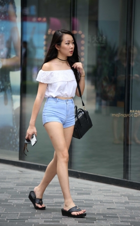 赛帖三，长腿翘臀美女 [24P]