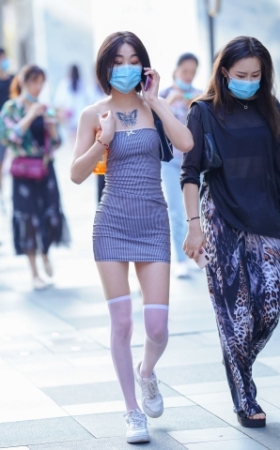 抹胸短裙