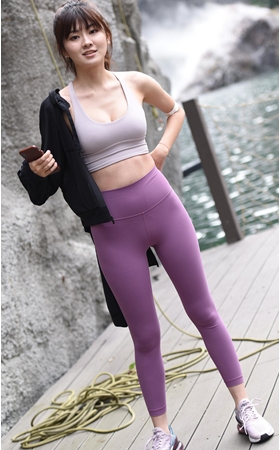 红色包臀美女(122P)