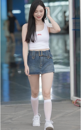 牛仔裙美女(175P)