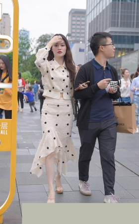 怡情的气质女朋友3A830[528M]