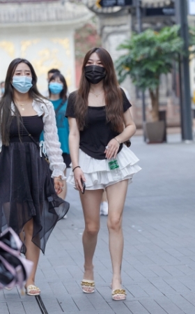 美腿小姐姐