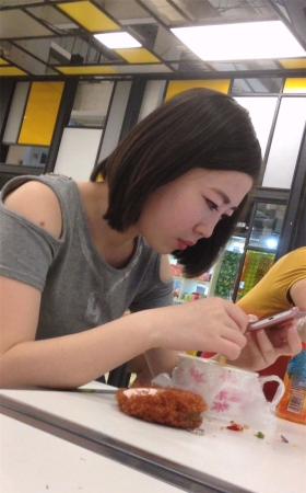 极致街拍丝足