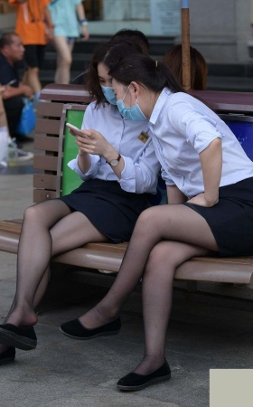 午休de两个黑丝职工3A1702[721M]