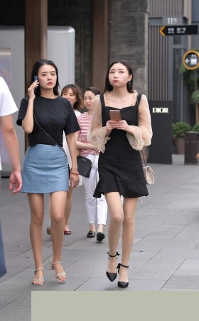 纤细美腿肉丝高跟小姐姐3A1480[464M]