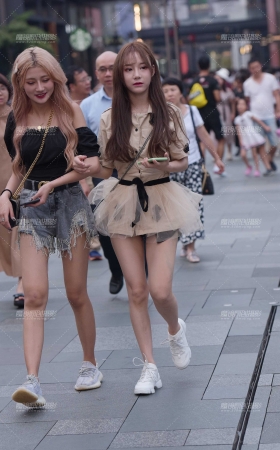 这裙子好短 [15P]