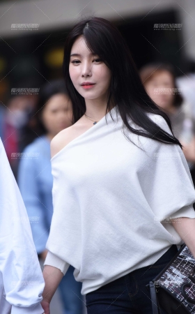 妹妹显得很幸福 [25P]