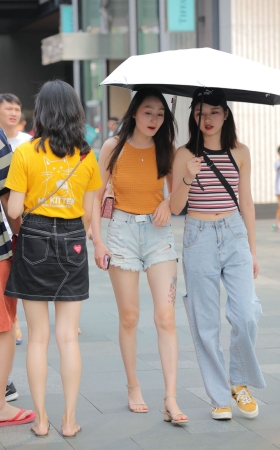 白腿美女