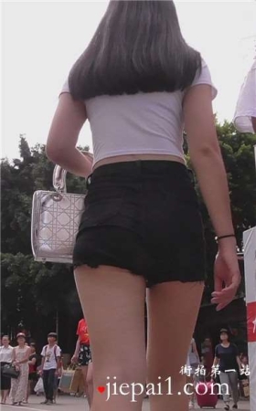 街拍性感美臀高腰短裤俩姐妹 [1.02 GB]