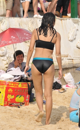 运动款比基尼丰臀 [18P]