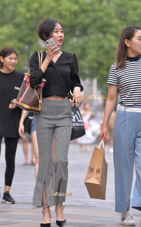 B105、短发女人也可以性感和可爱 [22P]