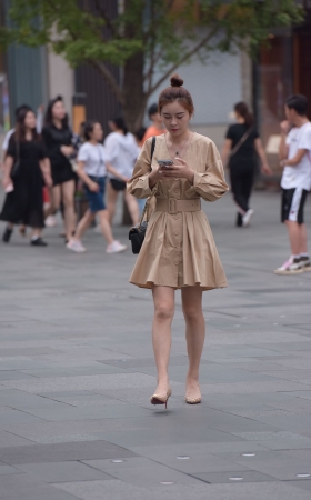 优雅的美女3A3101[1.8G