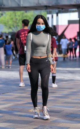 耐克紧身运动裤美女 [14P]