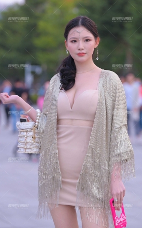 高挑的性感美女~爱了 [24P]