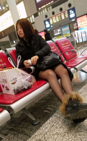 黑丝美腿美丽小姐姐