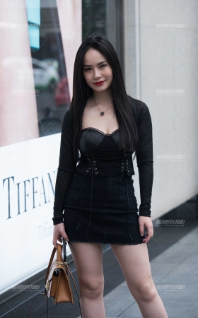 雨中的美女 [12P]