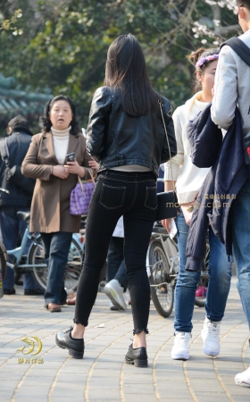 黑牛仔裤妹子----（16P） [16P]