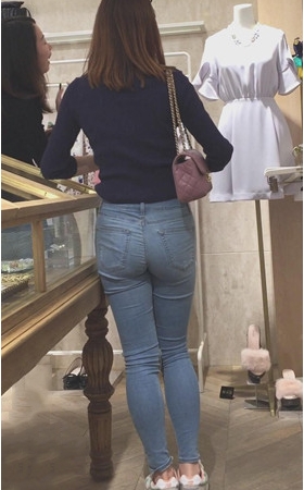 牛仔裤女孩