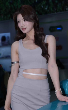 甜美套装裙夏虫虫 [24P-420MB]