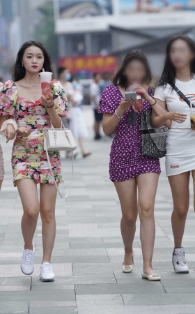 迷人气质散发的淋漓尽致 谁能不爱 [25P]