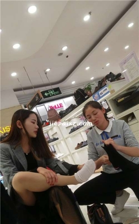 试鞋美女第二部 [356 MB/mp4]
