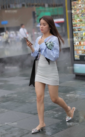 包臀裙小妹 [17P]
