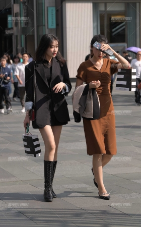 休闲西装，美腿小姐姐 [16P]