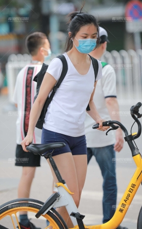 单车瑜伽热裤小妹 [20P]