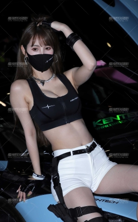 黑色抹胸 白色热裤4 [30P]