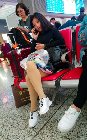 候车室遇见成熟少妇