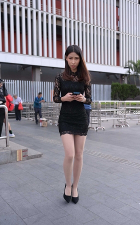 程生街拍★肉丝小妹的日常 【套图+视频】<font color=red> [10P]</font>