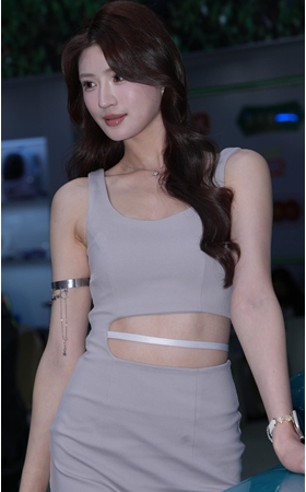 车模小姐姐(24P)