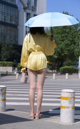 一始街拍作品  遛狗女孩 [414P2V-18.8GB]