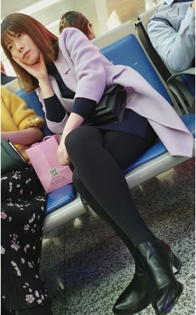 黑色丝袜妹子