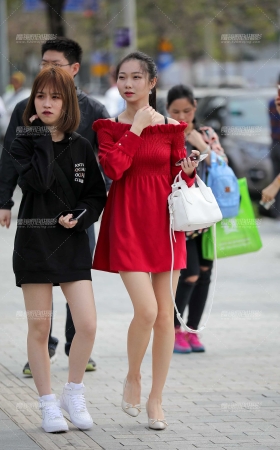 笑容甜美 样子可爱漂亮的小美女 [12P]