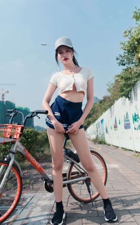 F120极品肉丝美腿婷婷骑单车208G
