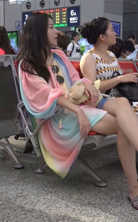 美少女联合出动，同型美足同款凉拖第2期