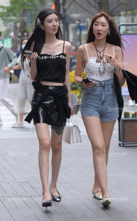 美腿小姐姐 [17P]