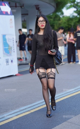 黑丝吊带 [18P]