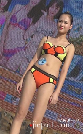 4k-甜美长腿比基尼泳装MM热舞