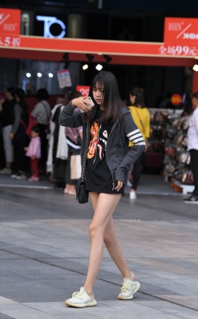 美腿小姐姐