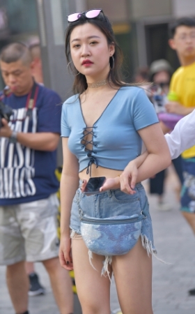性感火辣妹