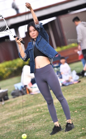 唇边有三颗珠的网球高手 [19P]