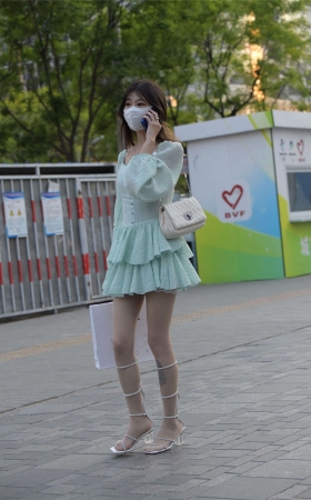 清秀果绿色