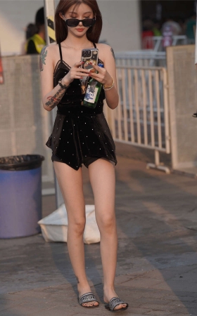 甜美靓丽