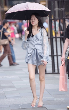 天气好热啊 [12P]