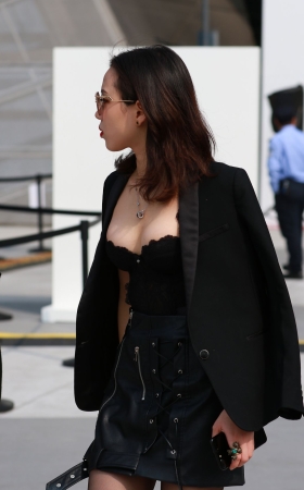 超性感美人 美胸 美腿